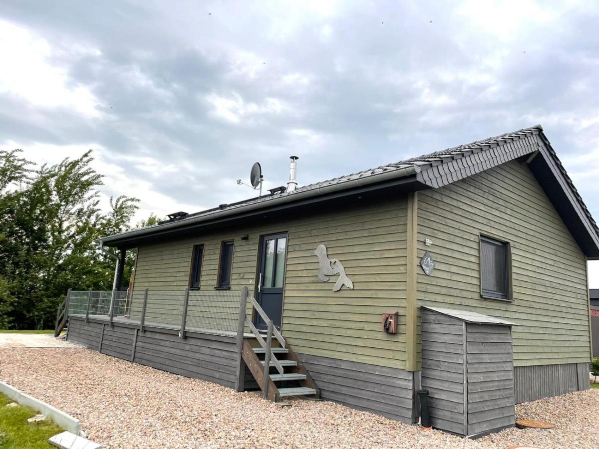 Ferienhaus Haus Seehund direkt hinterm Deich an der Nordsee Schweiburg Exterior foto